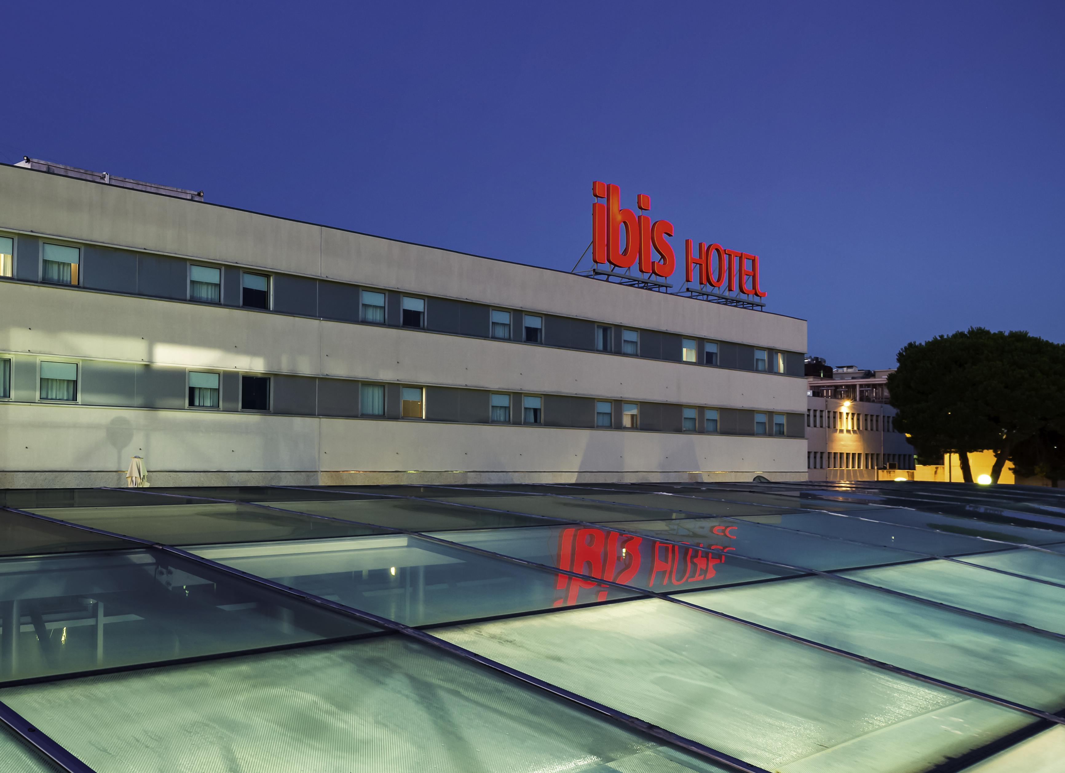 Hotel ibis Porto Sao Joao Exterior foto